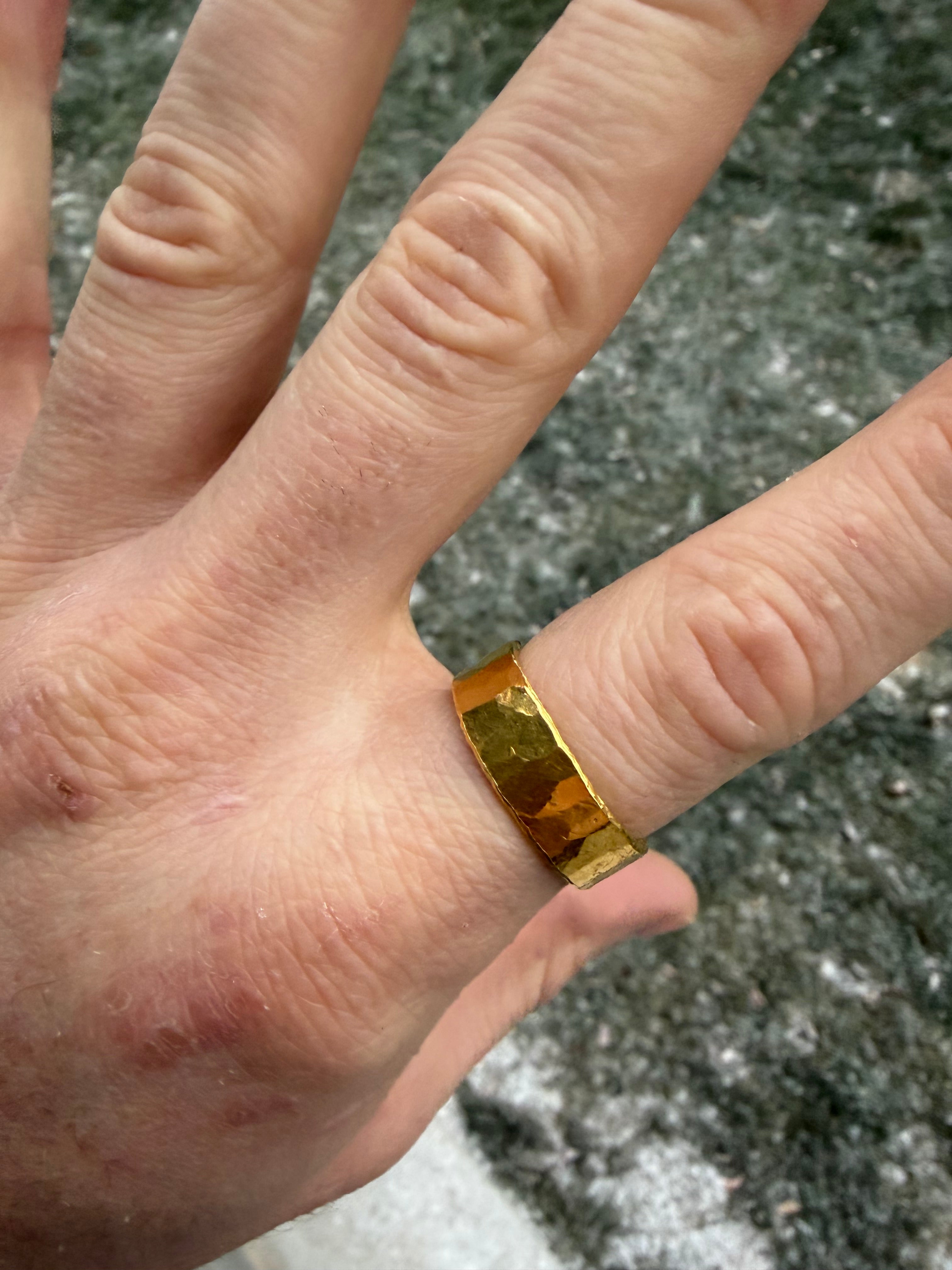 15-Gram Hammered 24k Pure Gold Band